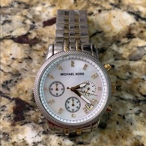 EUC Michael Kors watch
